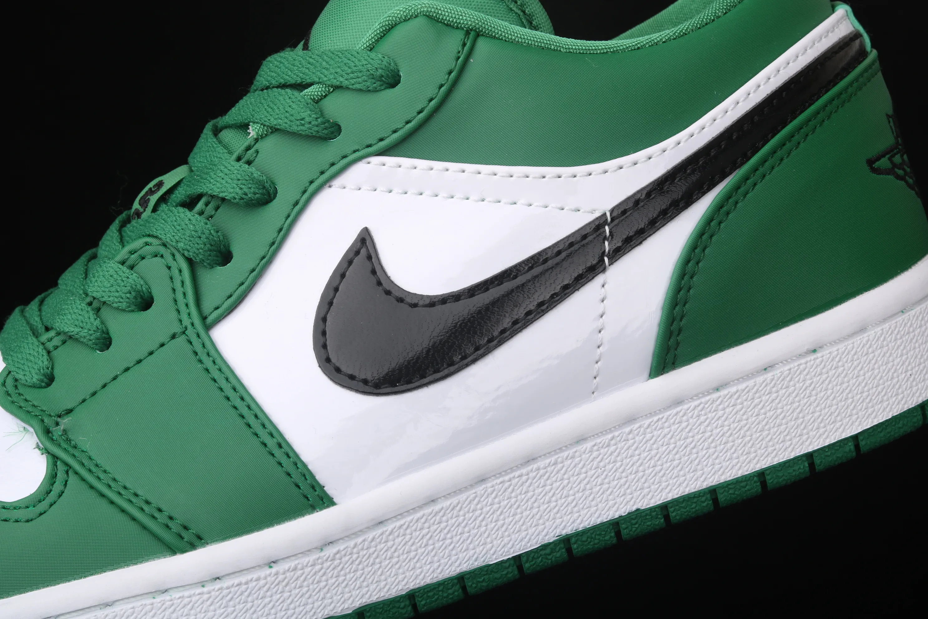 All categories Air Jordan Jordan series basketball shoes Air Jordan 1 Low Air Jordan 1 Low AJ1 Qiao 1 silk stitching low-top cultural and leisure sports sneakers 553558-301